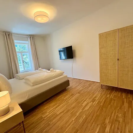 Beletage Luxury * Γκρατς